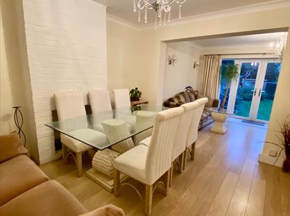 3 Bed Semi-Detached House, Ruskin Road, TW18