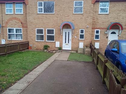 3 Bed Terraced House, Elgar Avenue, WR14