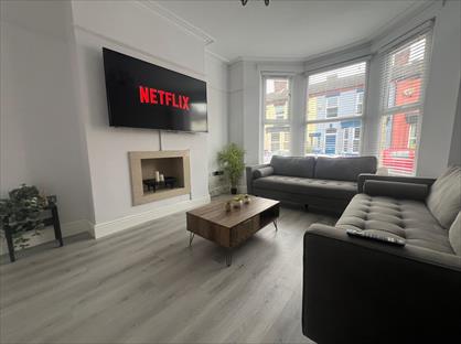 Room in a Shared House, Brookdale Road, L15