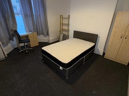 Room in a Shared House, De Grey Street, HU5