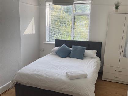 2 Bed Flat, Chinbrook Road, SE12