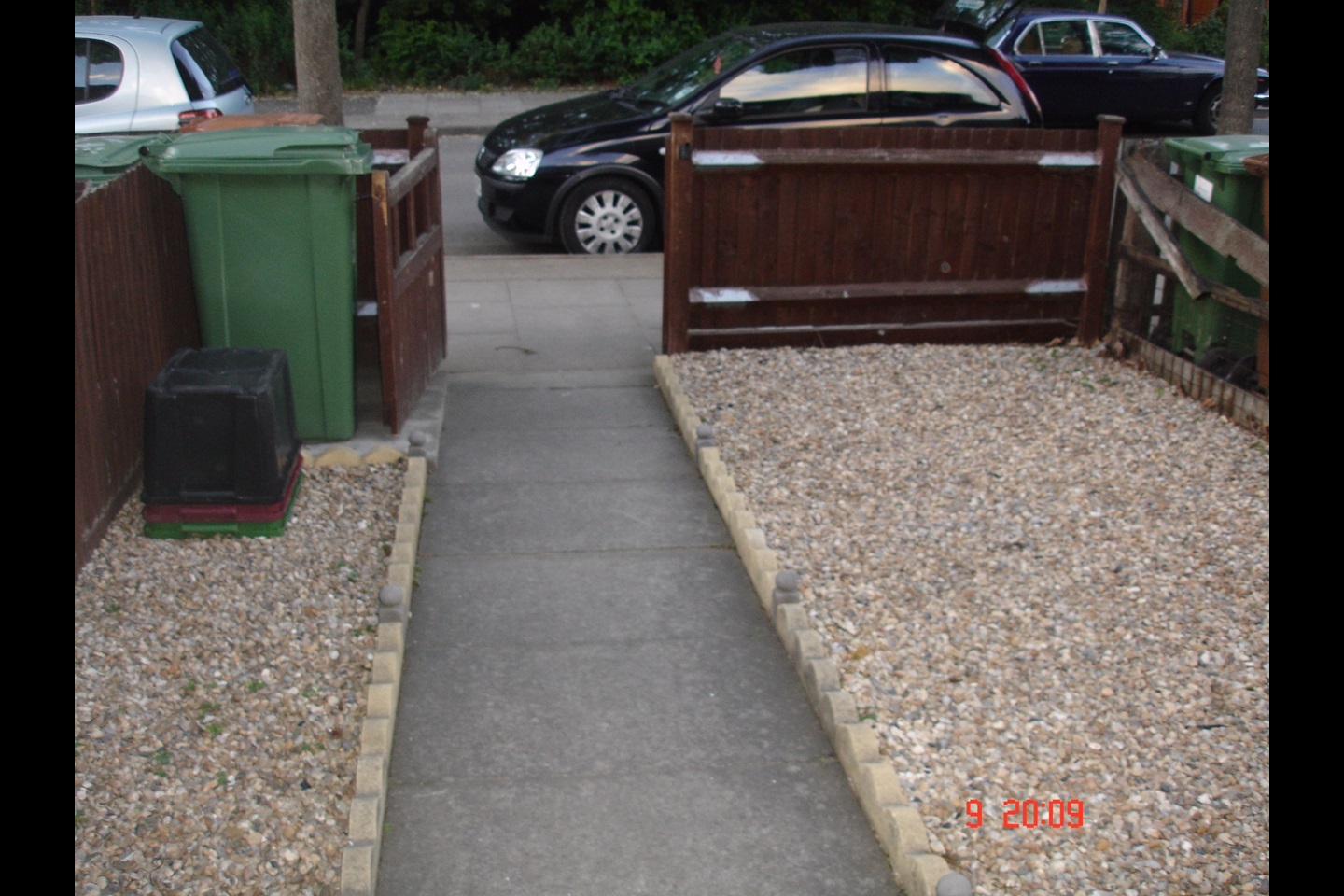 London 2 Bed Terraced House, Thamesmead, SE28 To Rent Now for £