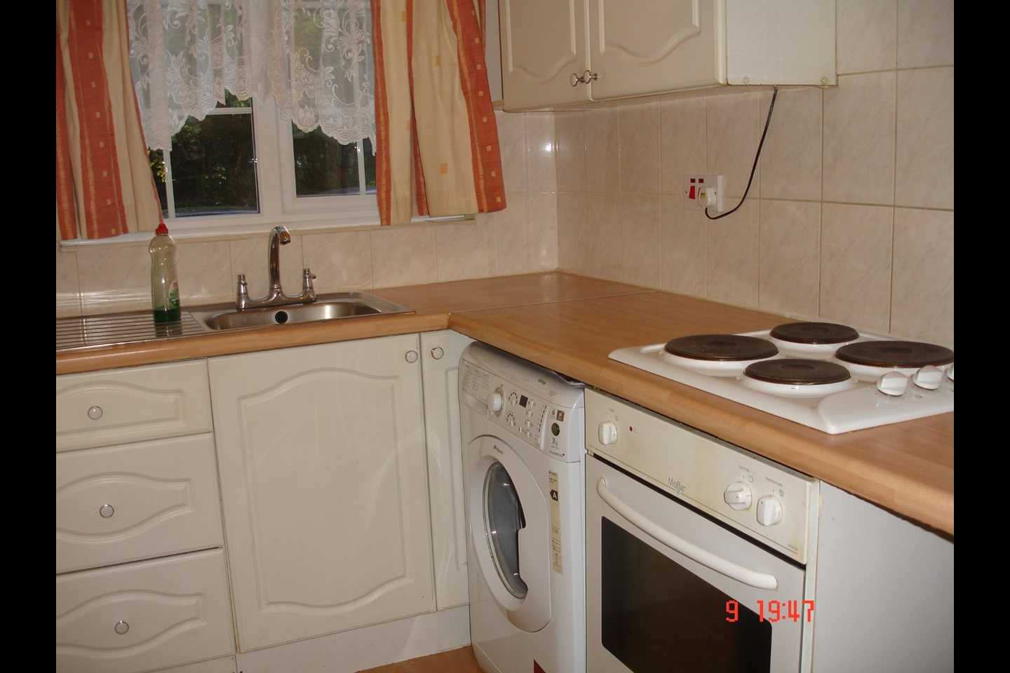 London 2 Bed Terraced House, Thamesmead, SE28 To Rent Now for £