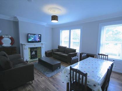 4 Bed Flat, Osborne Avenue, NE2