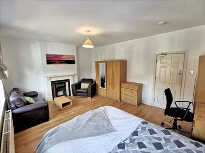 Room in a Shared House, Gillott Road, B16