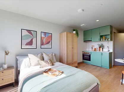 Studio Flat, Liberty House, TW13