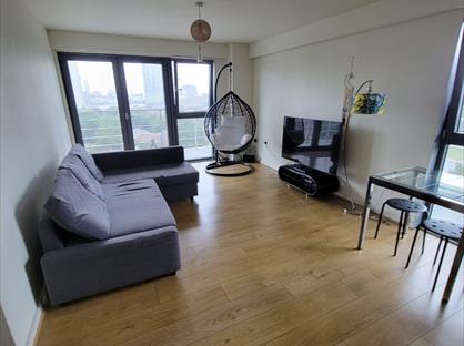 1 Bed Penthouse, Meridia Court, E15