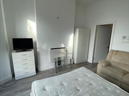 Studio Flat, Plane Street, HU3