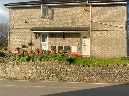 2 Bed Flat, Pentyrch, CF15