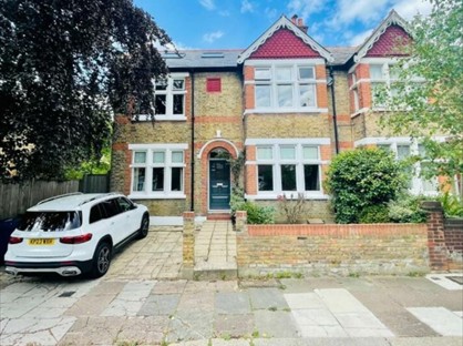4 Bed Semi-Detached House, Shakespeare Road, W7