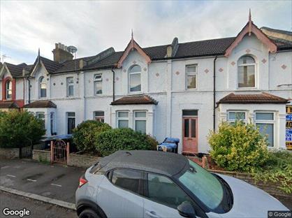 2 Bed Flat, Bury Street, N9