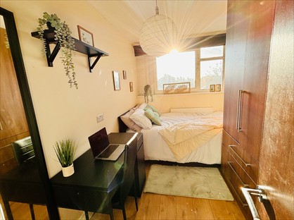 Room in a Shared Flat, Thurland House, SE16