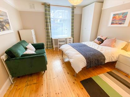 Room in a Shared Flat, Outram Road, CR0