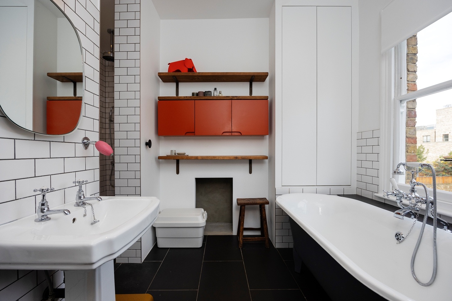 3 Bed Terraced House, Eleanor Road, E8 photo 4