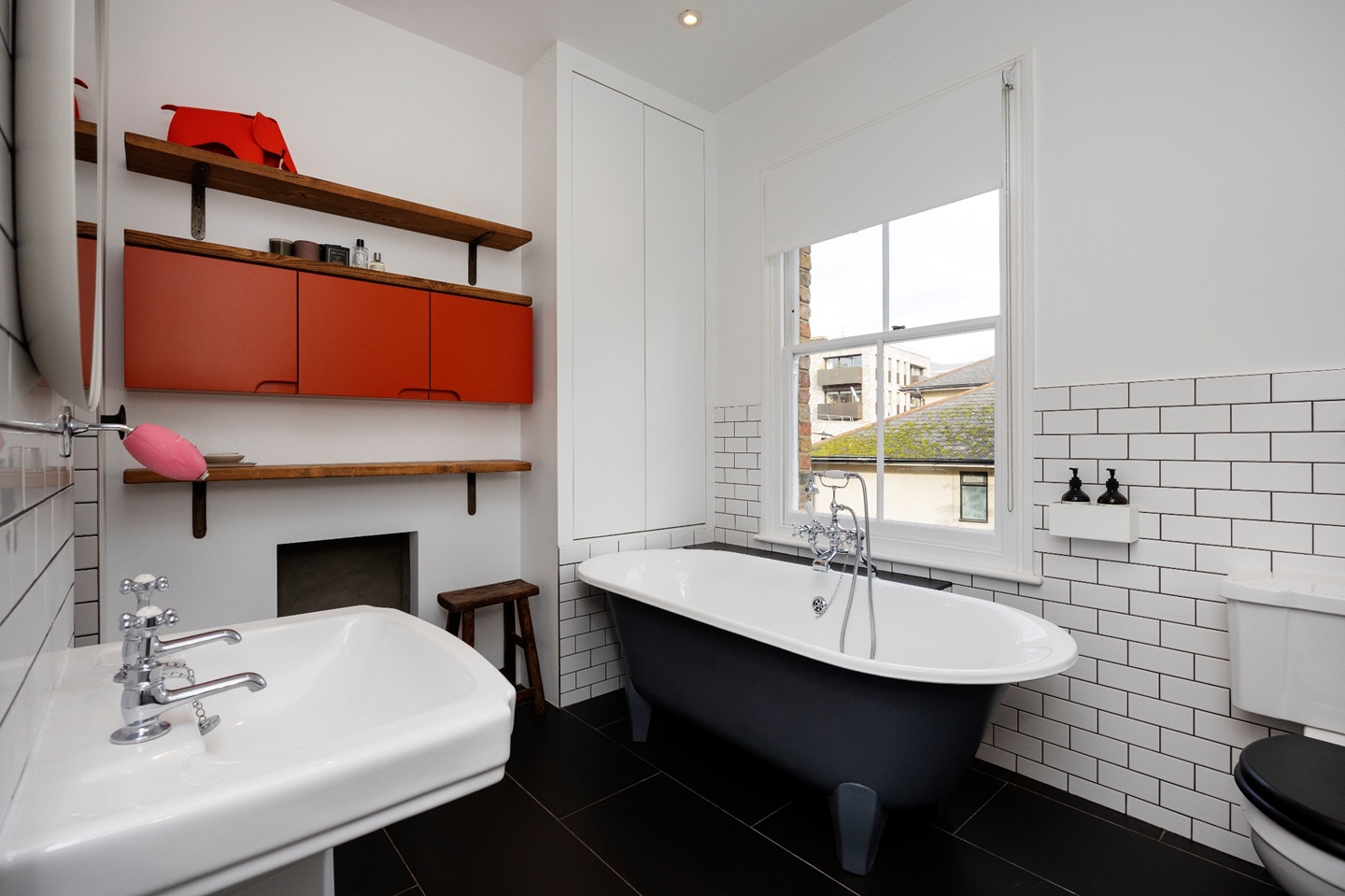 3 Bed Terraced House, Eleanor Road, E8 photo 5