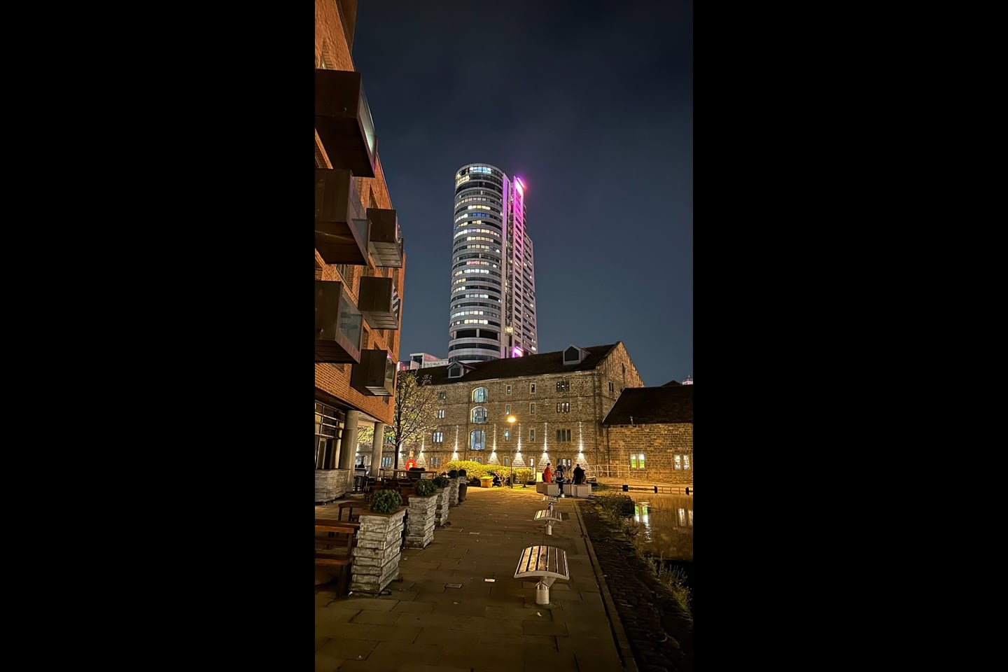 1 Bed Flat, Bridgewater Place, LS11 photo 4