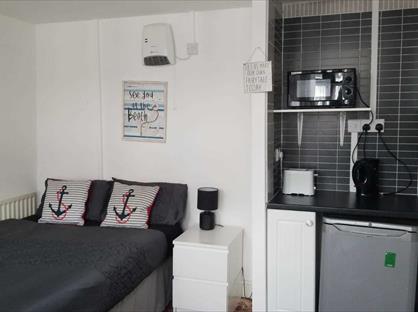 Studio Flat, Pinfold St. Extension, WS10