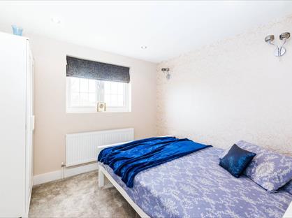 Room in a Shared House, Mafeking Avenue, E6