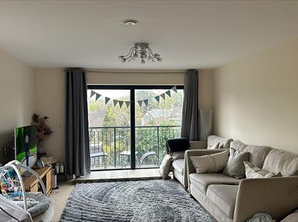 2 Bed Flat, Westside Court, HA9