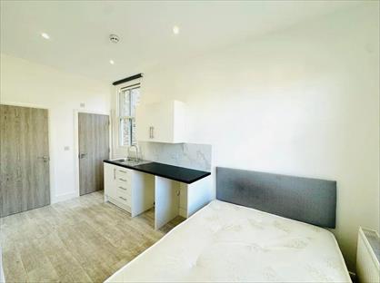 Studio Flat, High Road, NW10