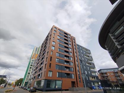 2 Bed Flat, The Exchange, M5