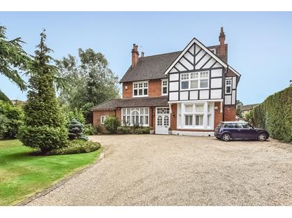2 Bed Flat, Rickmansworth Road, HA6