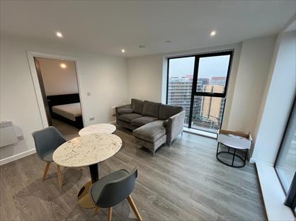 2 Bed Flat, Woden Street, M5
