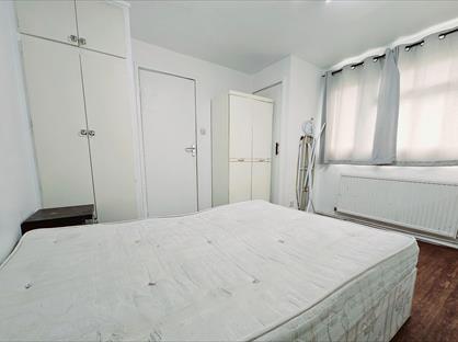 Room in a Shared House, Goldsworthy Way, SL1