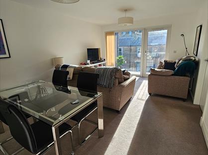 2 Bed Flat, Brunswick Road, EH7