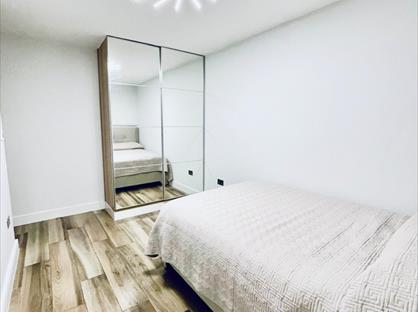 Room in a Shared Flat, Bletchley Court, N1