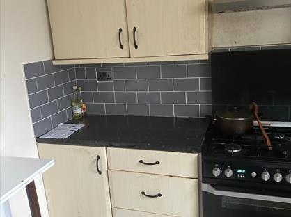 Room in a Shared House, Avon Road, M19