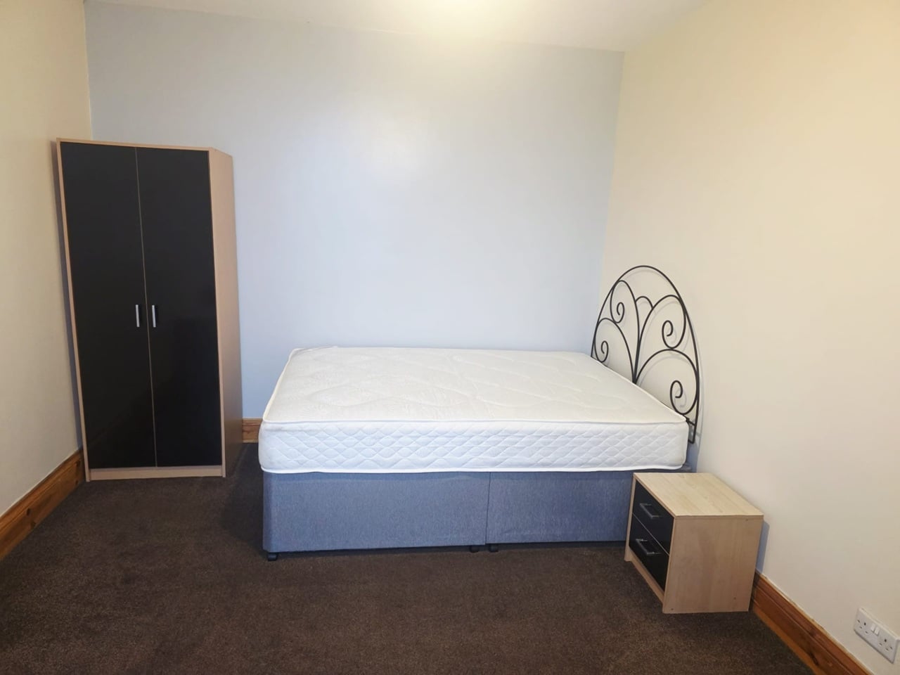 Room in a Shared House, Bankes Road, B10