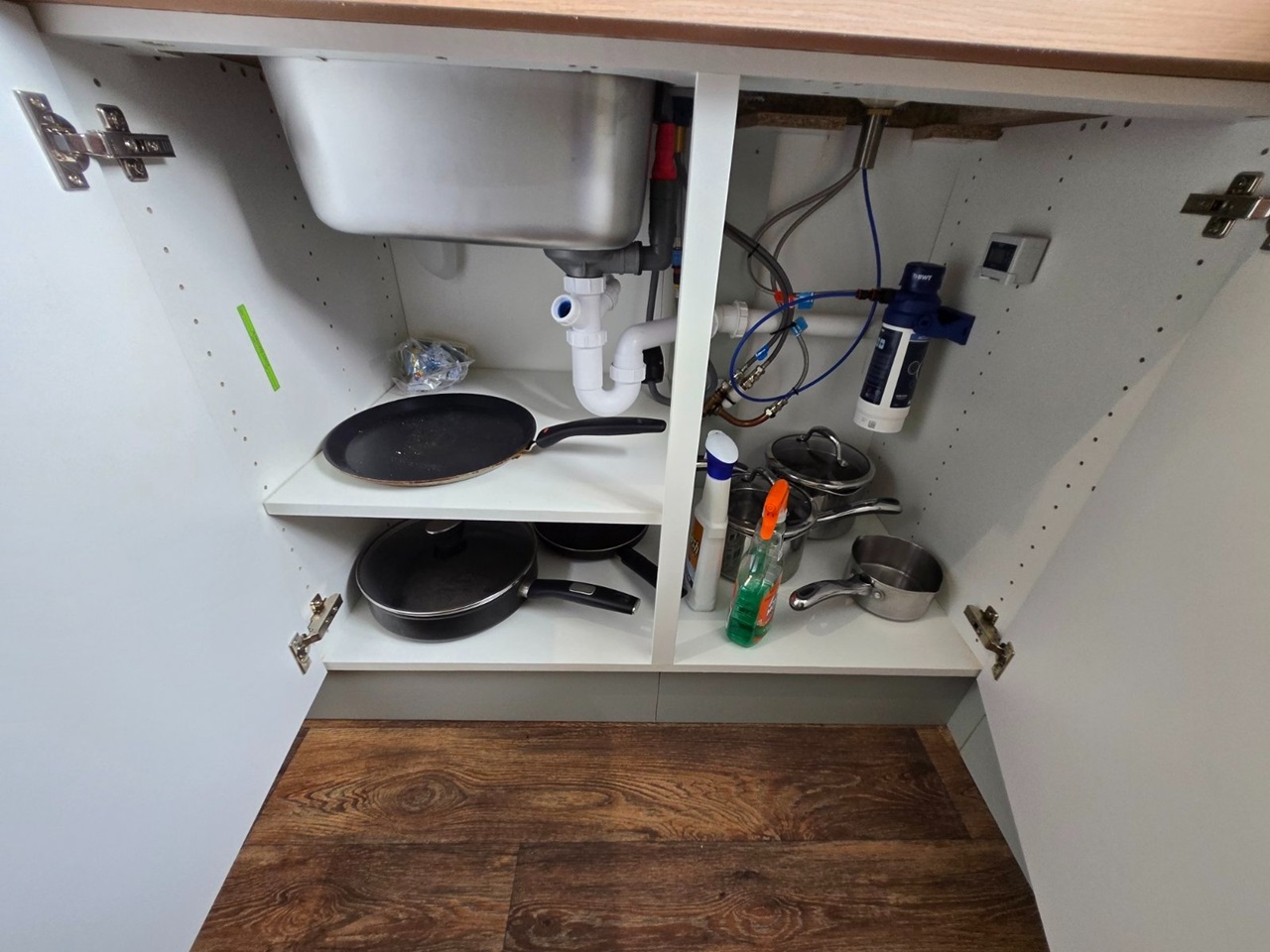 1 Bed Flat, Carmel Avenue, M5 photo 5