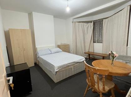 Room in a Shared House, Vivian Avenue, HA9