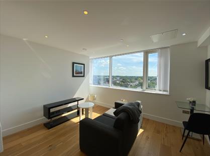 1 Bed Flat, Skyline, SL1