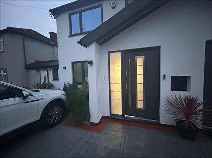 2 Bed Semi-Detached House, Lothian Avenue, UB4