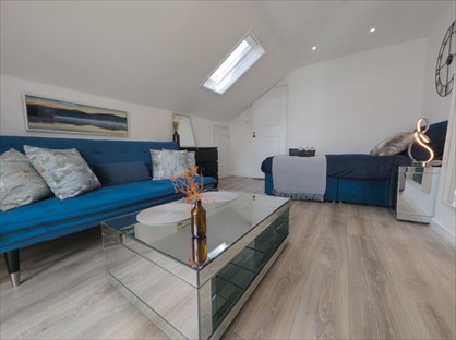 2 Bed Flat, London, PO5