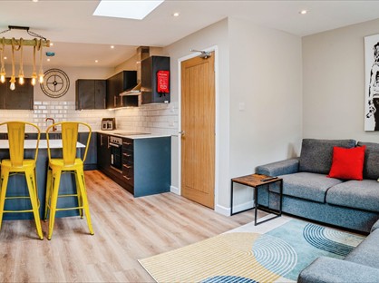 8 Bed Semi-Detached House, Haycombe Drive, BA2