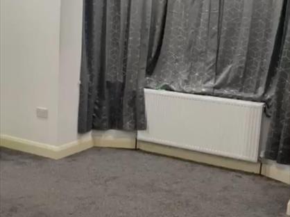 Room in a Shared House, Exeter Gardens, IG1