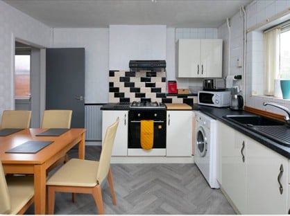 3 Bed Semi-Detached House, Jonesfield Cresent, WV1