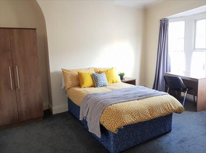4 Bed Terraced House, Albany Road, L7