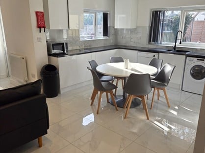 6 Bed Semi-Detached House, Shelley Road, OX4