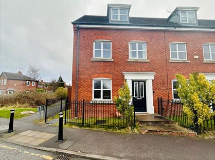 3 Bed Terraced House, Falshaw Way, M18