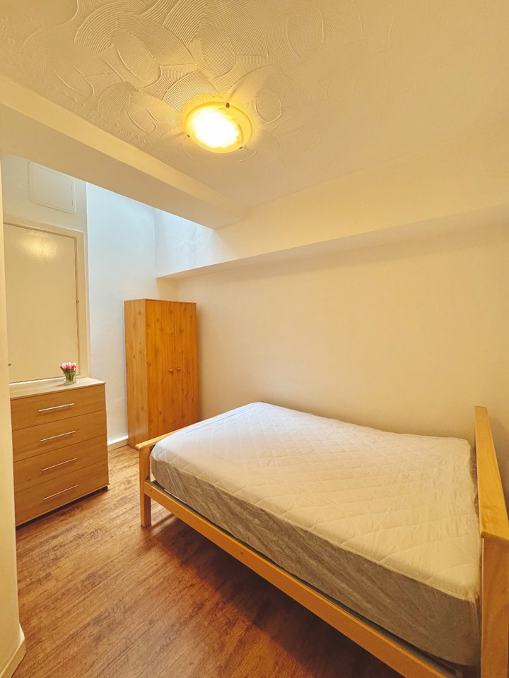 Additional image 3 of 2 Bed Flat, Ranelagh St, L1, N1 7GU