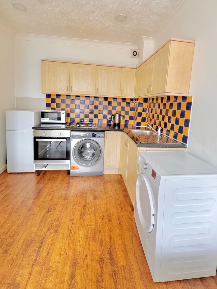 Additional image 2 of 2 Bed Flat, Ranelagh St, L1, N1 7GU