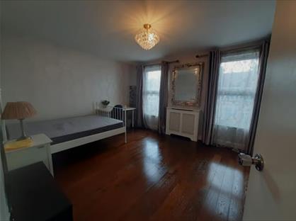 Room in a Shared House, Macdonald Road, E7