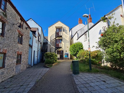 1 Bed Flat, Main Street, SA71