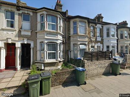 1 Bed Flat, Plumstead High Street, SE18