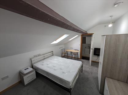 Room in a Shared House, Hoxton Road, YO12