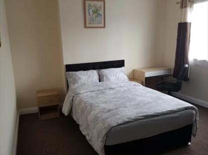 Room in a Shared House, St Lukes Cresent, LS11